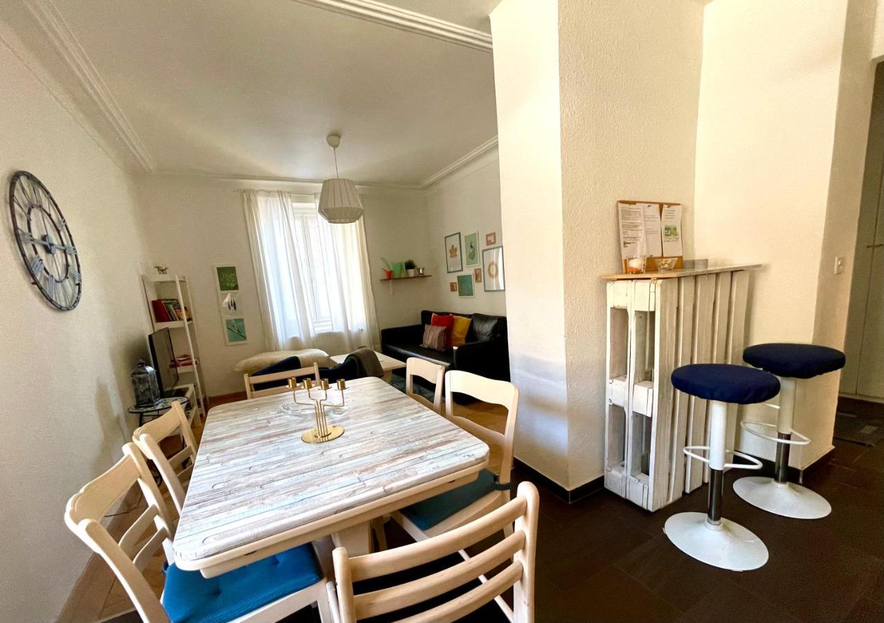 Appartement Douces Heures Avec Parking Couvert Prive Ле-Локль Екстер'єр фото
